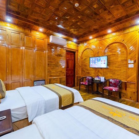 Theking Hotel Huong Gia Екстериор снимка