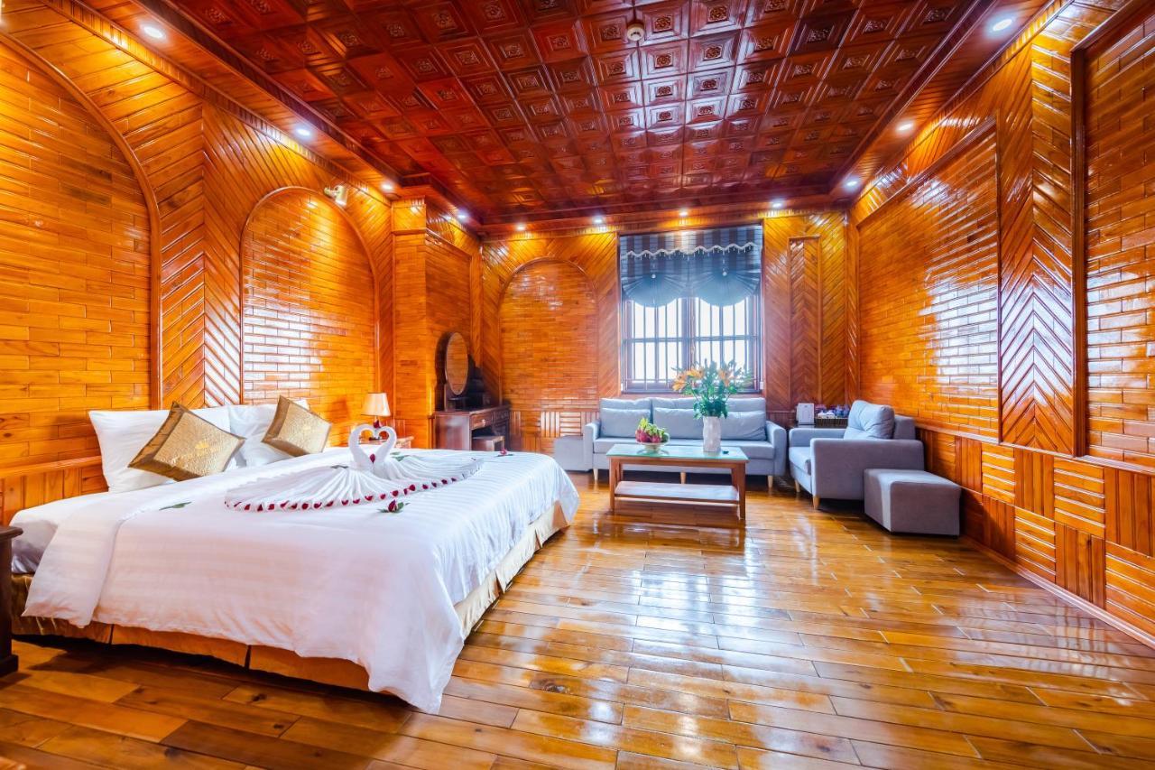 Theking Hotel Huong Gia Екстериор снимка