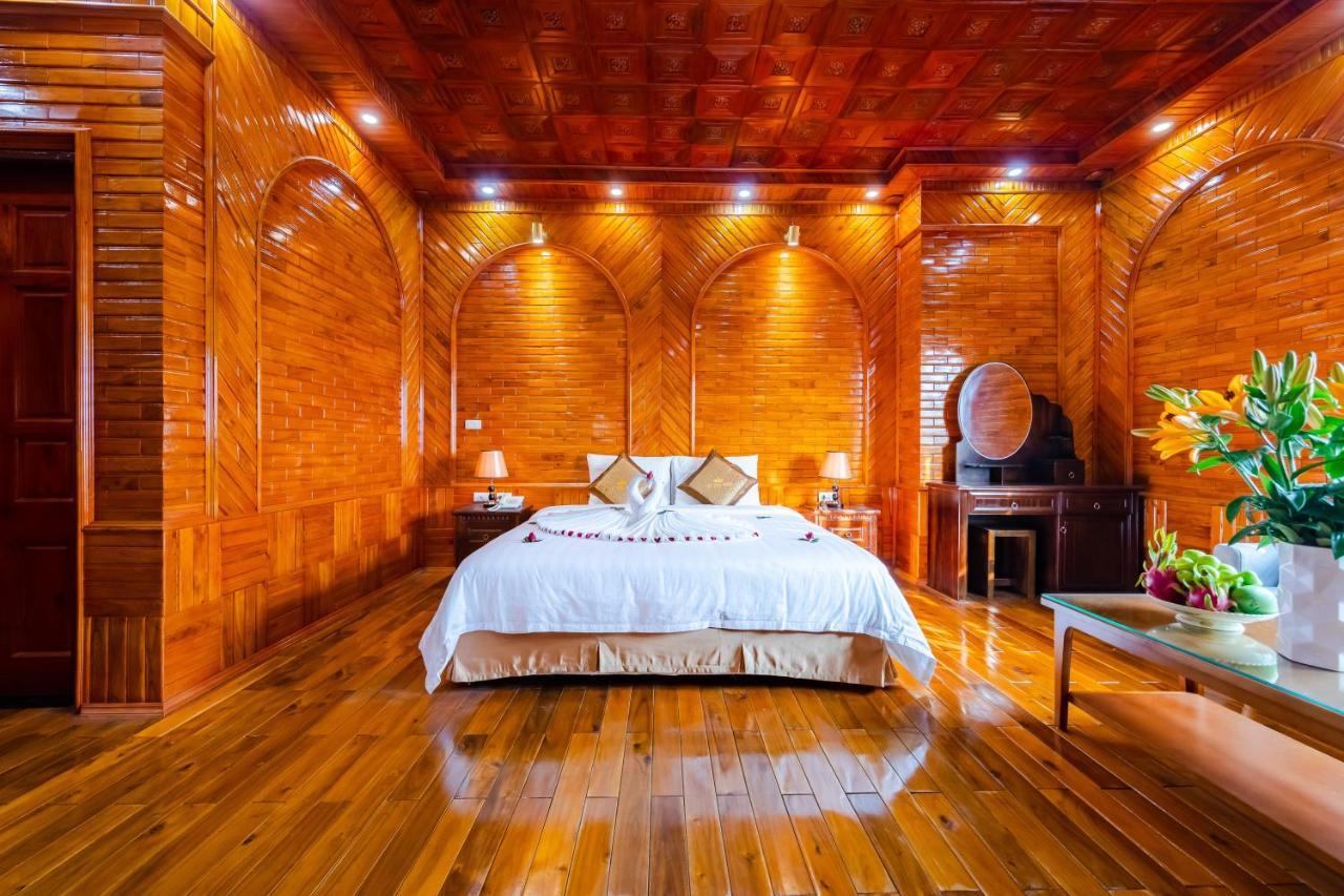 Theking Hotel Huong Gia Екстериор снимка