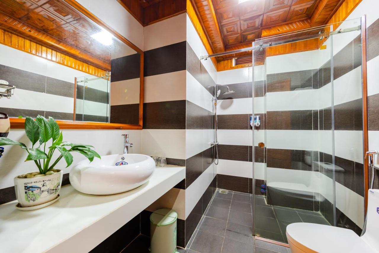 Theking Hotel Huong Gia Екстериор снимка